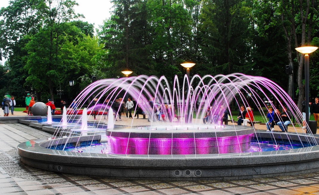 Pramogos Druskininkuose - muzikinis fontanas