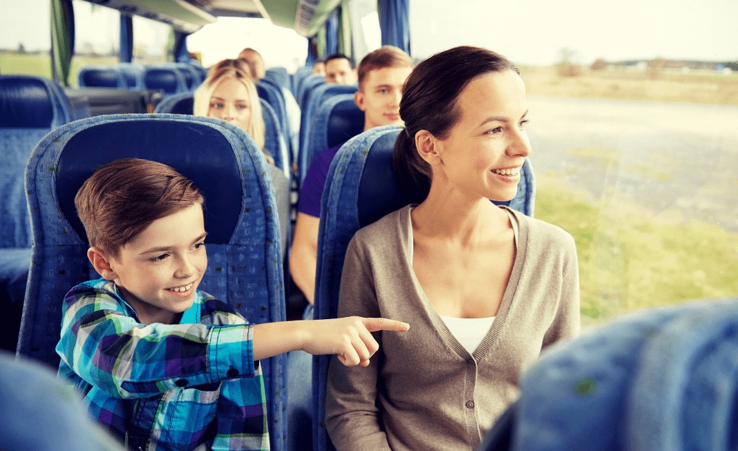 Šeimos kelionės autobusu